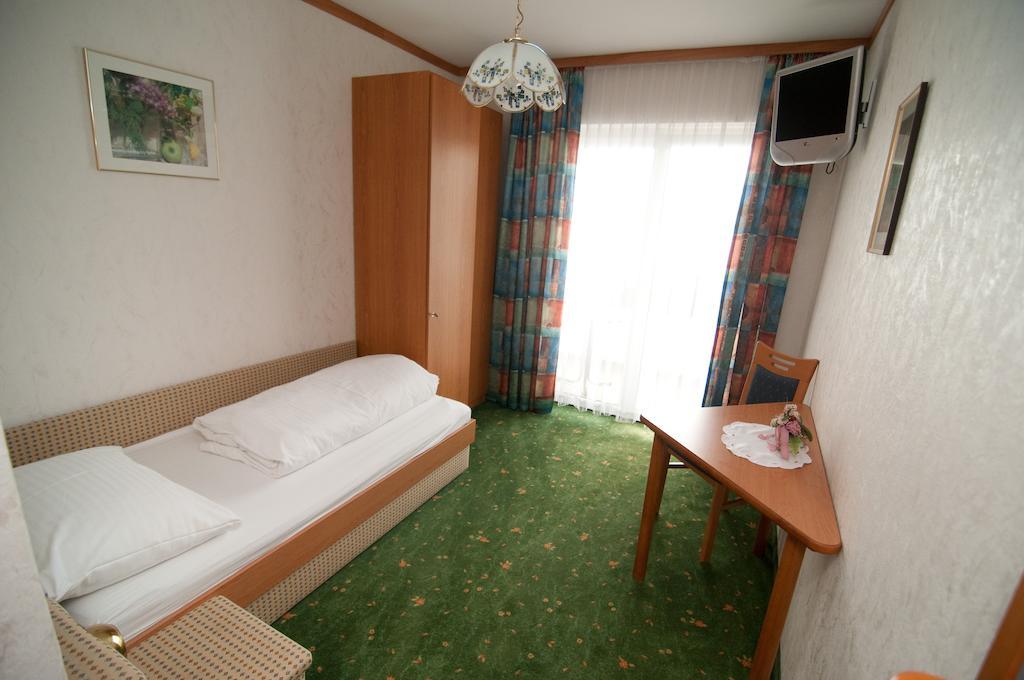 Haus Am See Sankt Kanzian am Klopeiner See Δωμάτιο φωτογραφία
